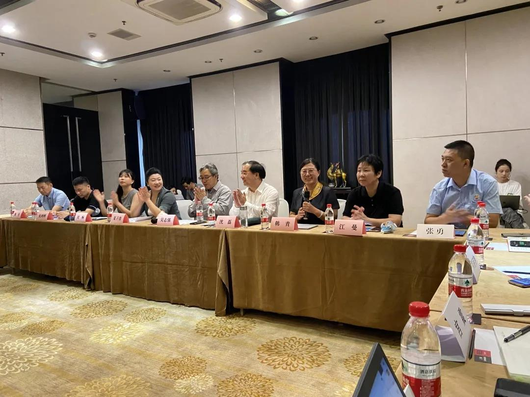 東方雨虹建筑修繕出席老舊小區(qū)改造專委會(huì)工作會(huì)議，攜手助力“宜居”
